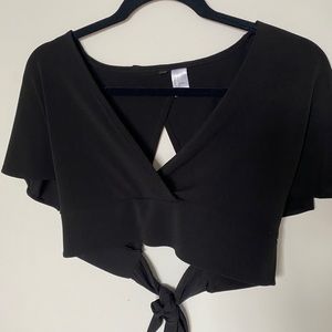 Black crop top size small